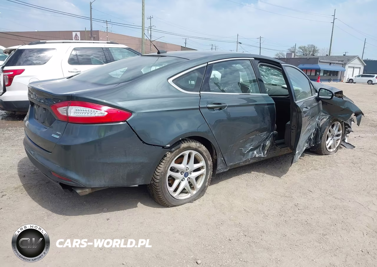2015 Ford Fusion Se VIN:3FA6P0HD1FR159301 - 4