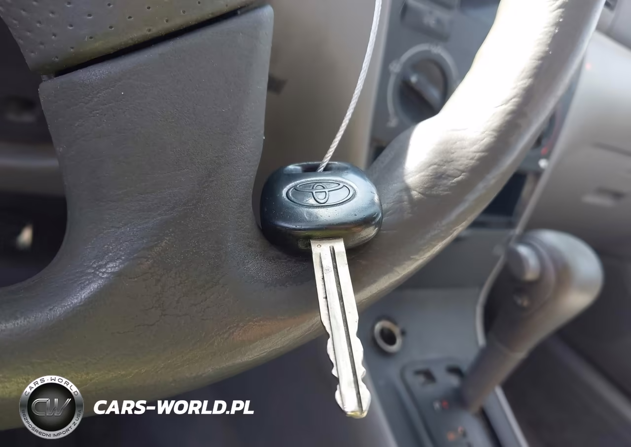 2005 Toyota Corolla Ce VIN:2T1BR32E75C328361 - 11