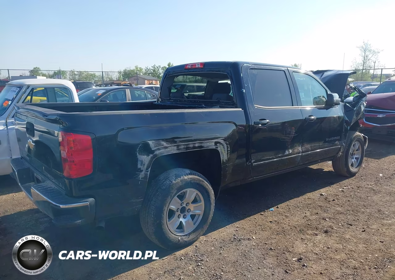 2018 Chevrolet Silverado 1500 1Lt VIN:3GCPCREC1JG155845 - 4