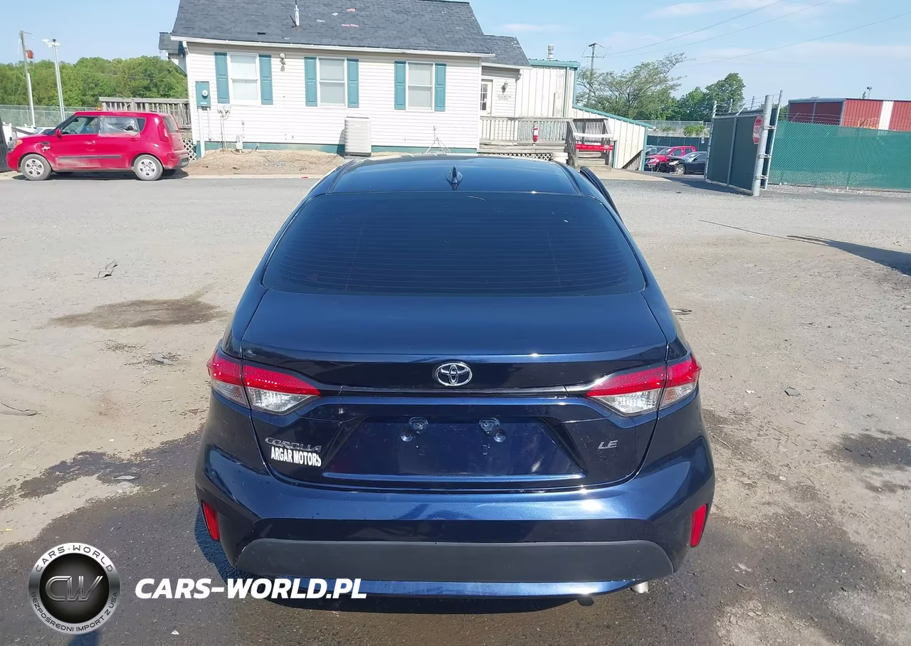 2022 Toyota Corolla Le VIN:5YFEPMAEXNP325254 - 17