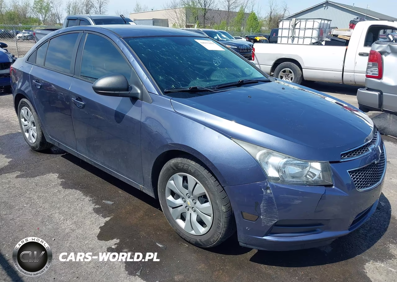 2013 Chevrolet Cruze Ls Auto