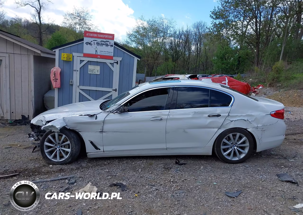 2018 BMW 530I xDrive VIN:WBAJA7C57JWA74337 - 14