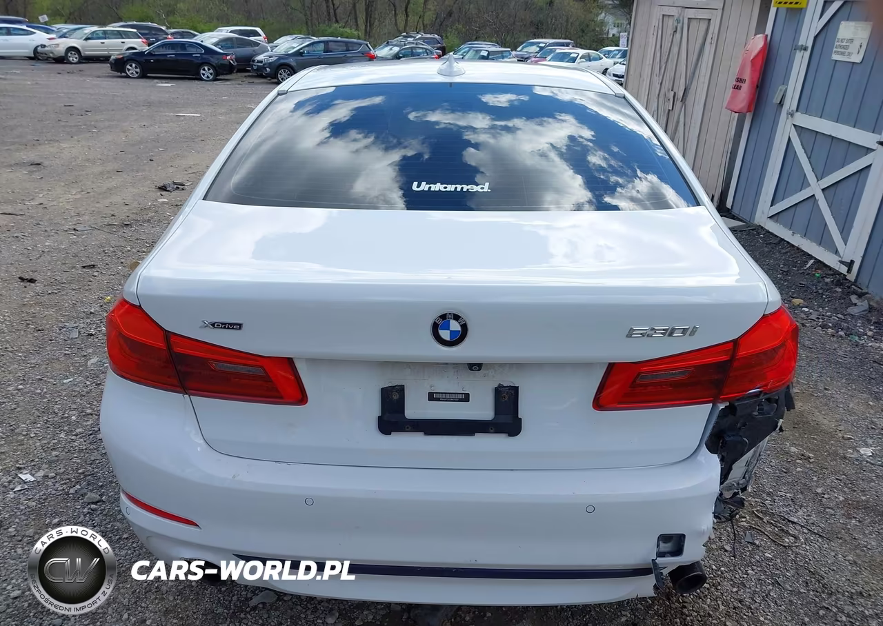 2018 BMW 530I xDrive VIN:WBAJA7C57JWA74337 - 16