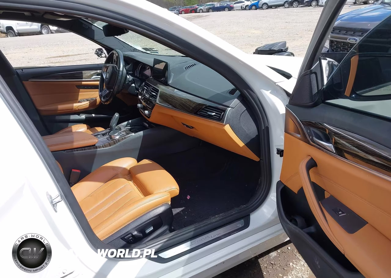 2018 BMW 530I xDrive VIN:WBAJA7C57JWA74337 - 5
