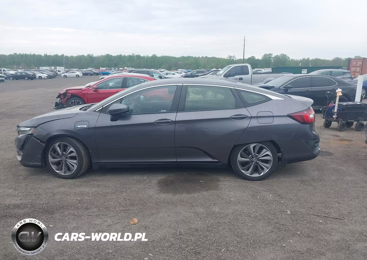2018 Honda Clarity Plug-In Hybrid Touring VIN:JHMZC5F34JC021316 - 14