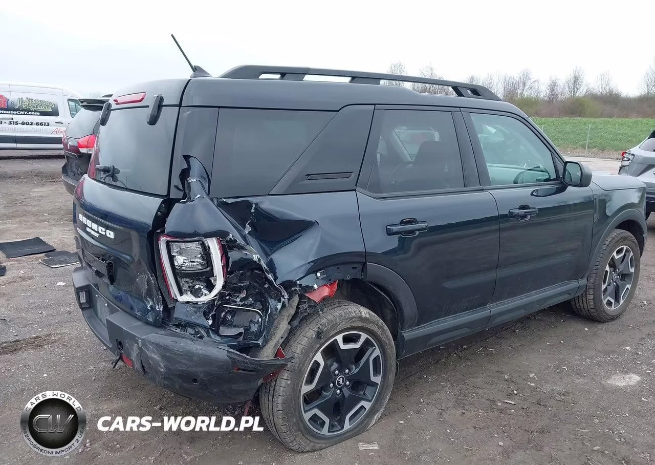 2022 Ford Bronco Sport Outer Banks VIN:3FMCR9C62NRD78735 - 6
