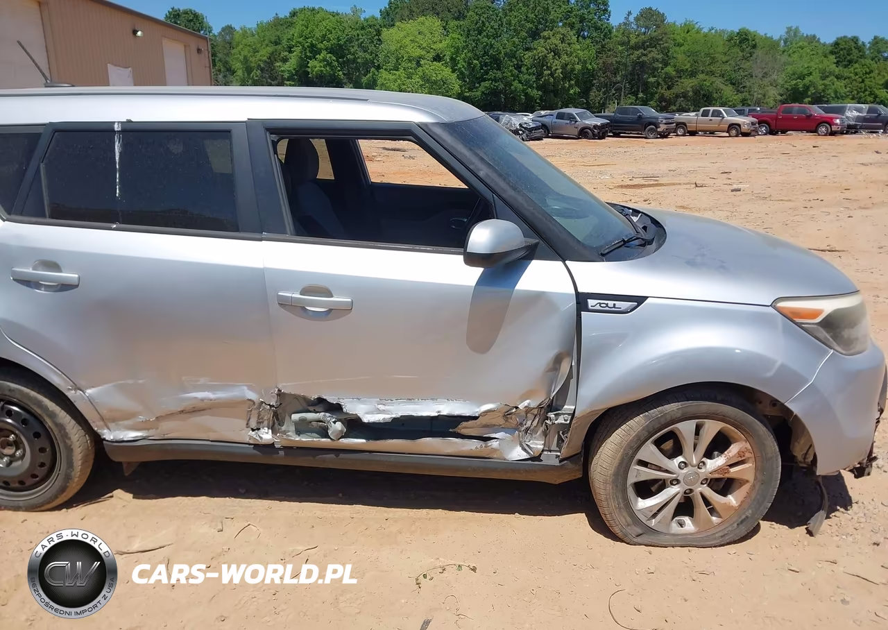 2015 Kia Soul + VIN:KNDJP3A57F7786617 - 6