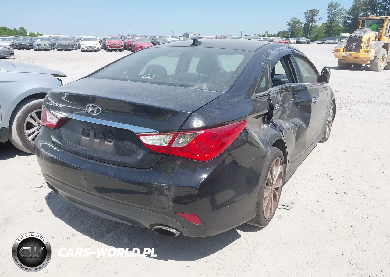 2014 Hyundai Sonata Se VIN:5NPEC4AC9EH847106 - 4