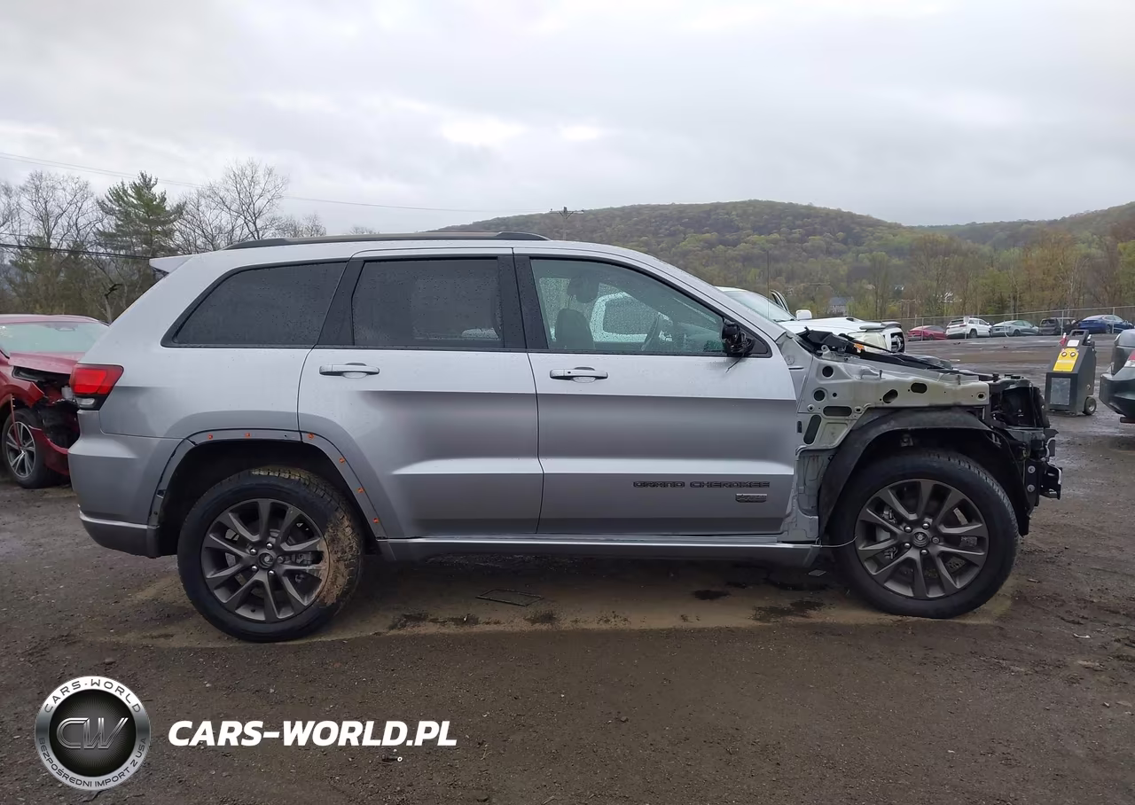 2017 Jeep Grand Cherokee Limited 75Th Anniversary Edition 4X4 VIN:1C4RJFBG2HC607349 - 14