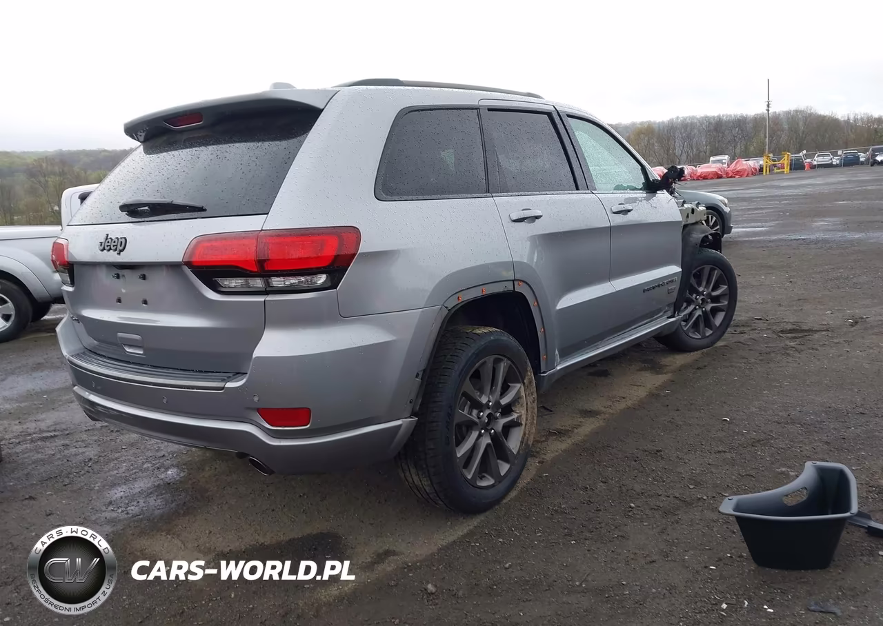 2017 Jeep Grand Cherokee Limited 75Th Anniversary Edition 4X4 VIN:1C4RJFBG2HC607349 - 4