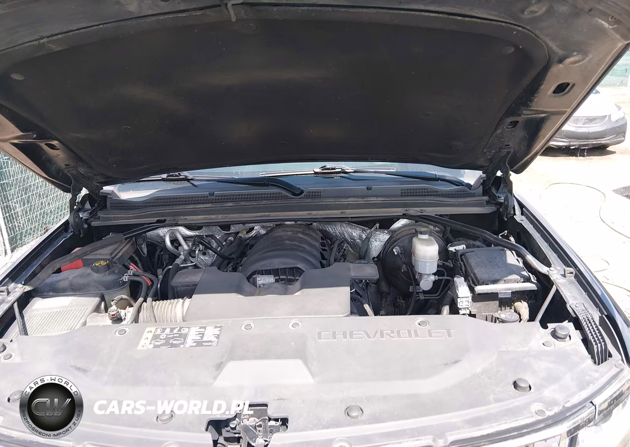 2017 Chevrolet Suburban Premier VIN:1GNSKJKC6HR225148 - 10