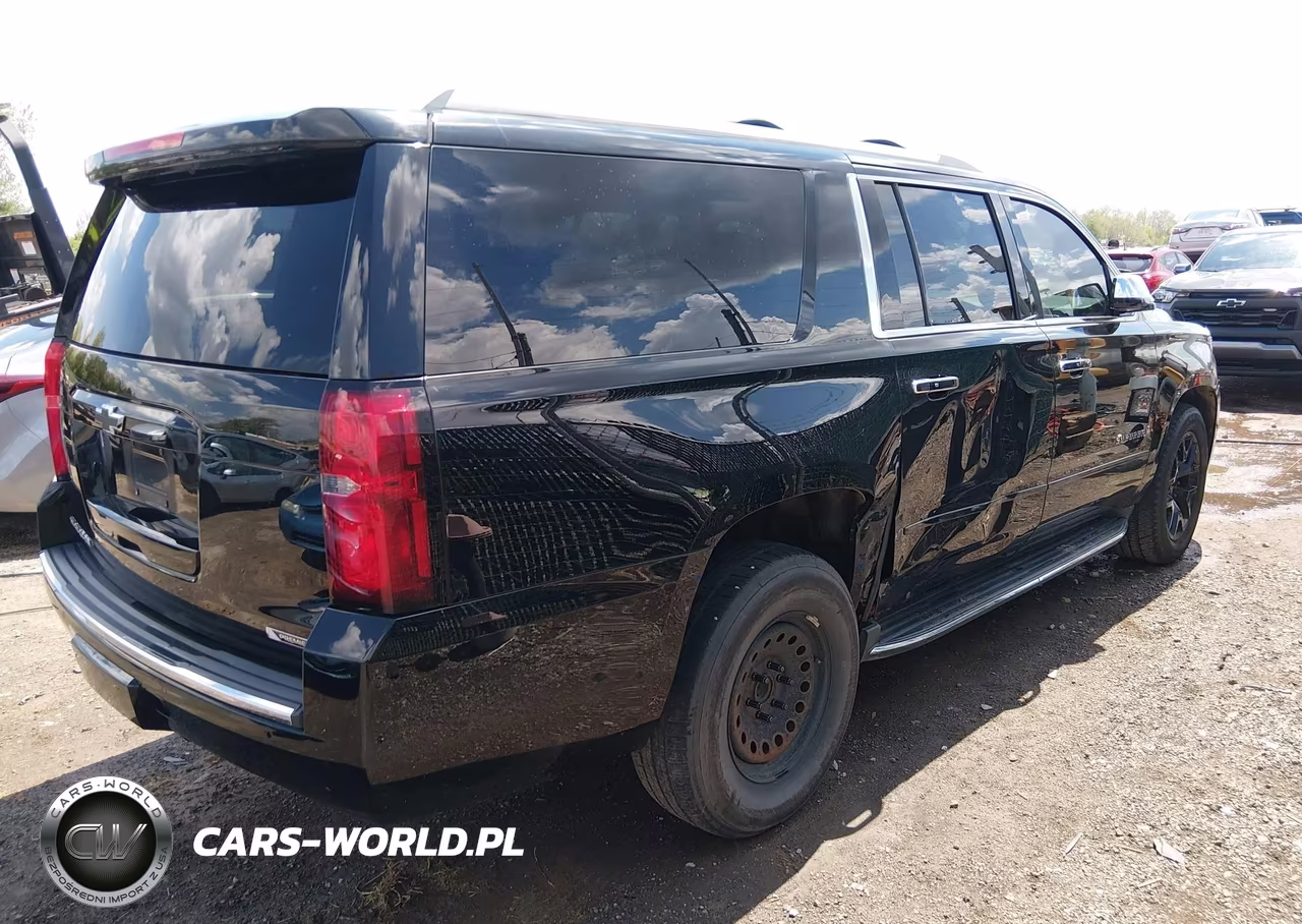 2017 Chevrolet Suburban Premier VIN:1GNSKJKC6HR225148 - 4