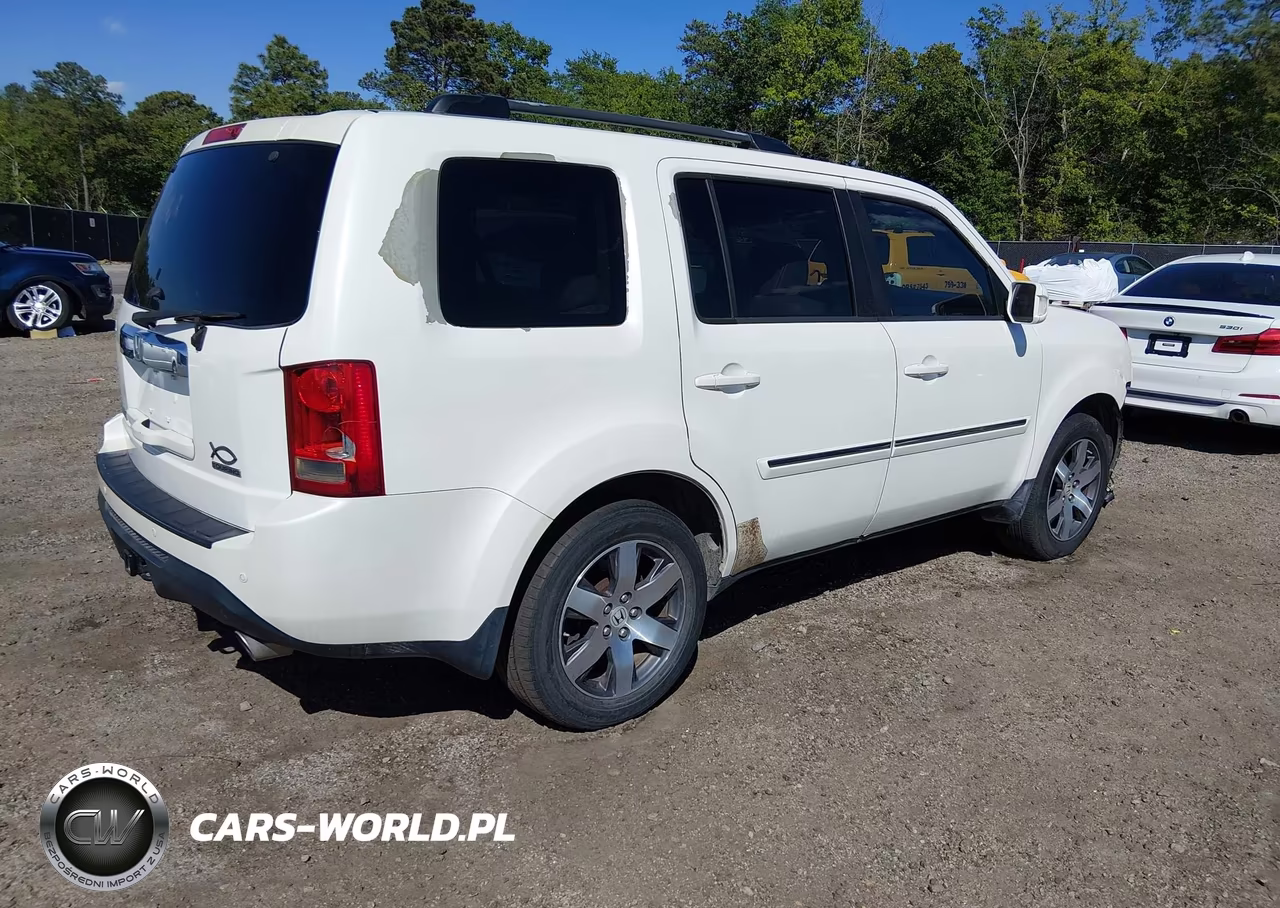 2012 Honda Pilot Touring VIN:5FNYF3H94CB011224 - 4