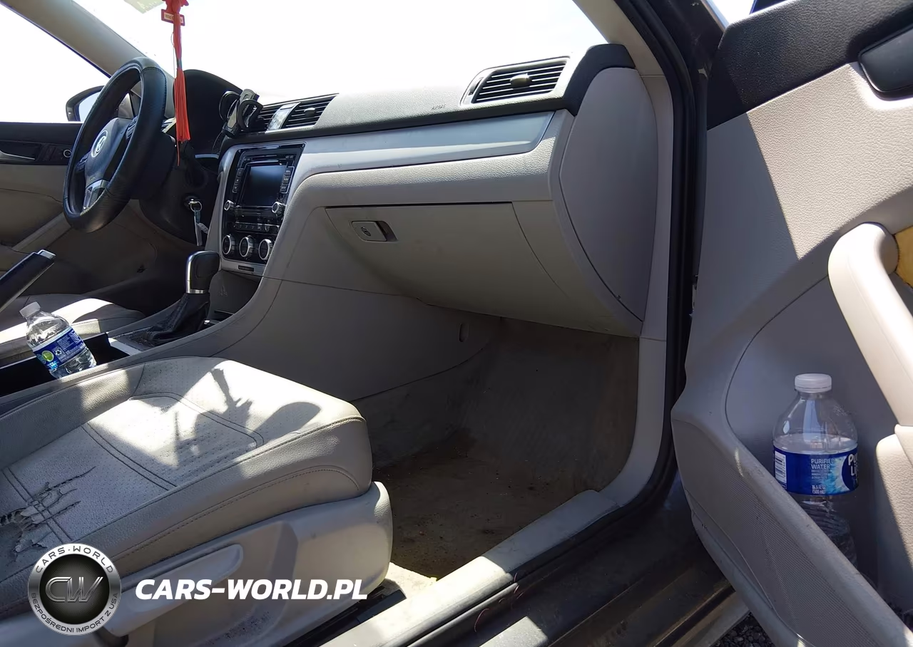 2012 Volkswagen Passat 2.5L Se VIN:1VWBH7A38CC108921 - 5