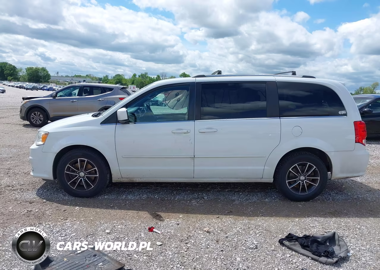 2017 Dodge Grand Caravan Sxt VIN:2C4RDGCG4HR842810 - 14