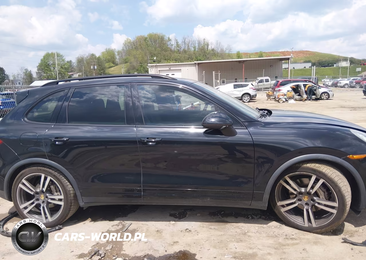 2014 Porsche Cayenne S VIN:WP1AB2A27ELA58816 - 13