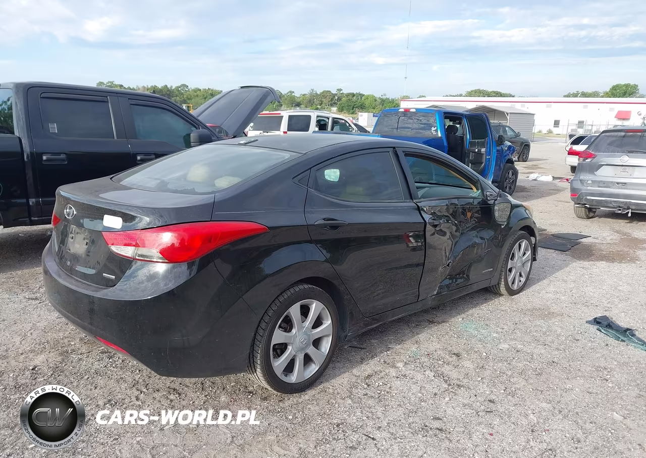 2011 Hyundai Elantra Limited VIN:5NPDH4AE3BH002777 - 4