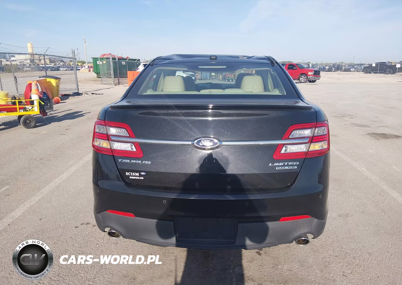 2015 Ford Taurus Limited VIN:1FAHP2F85FG153387 - 17