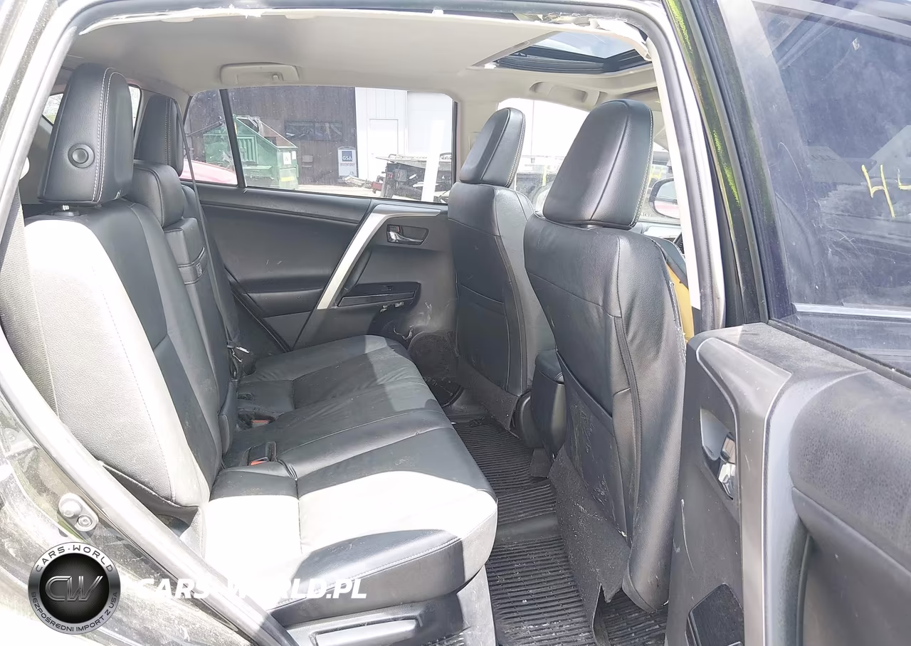 2017 Toyota Rav4 Hybrid Limited VIN:JTMDJREV2HD132088 - 8