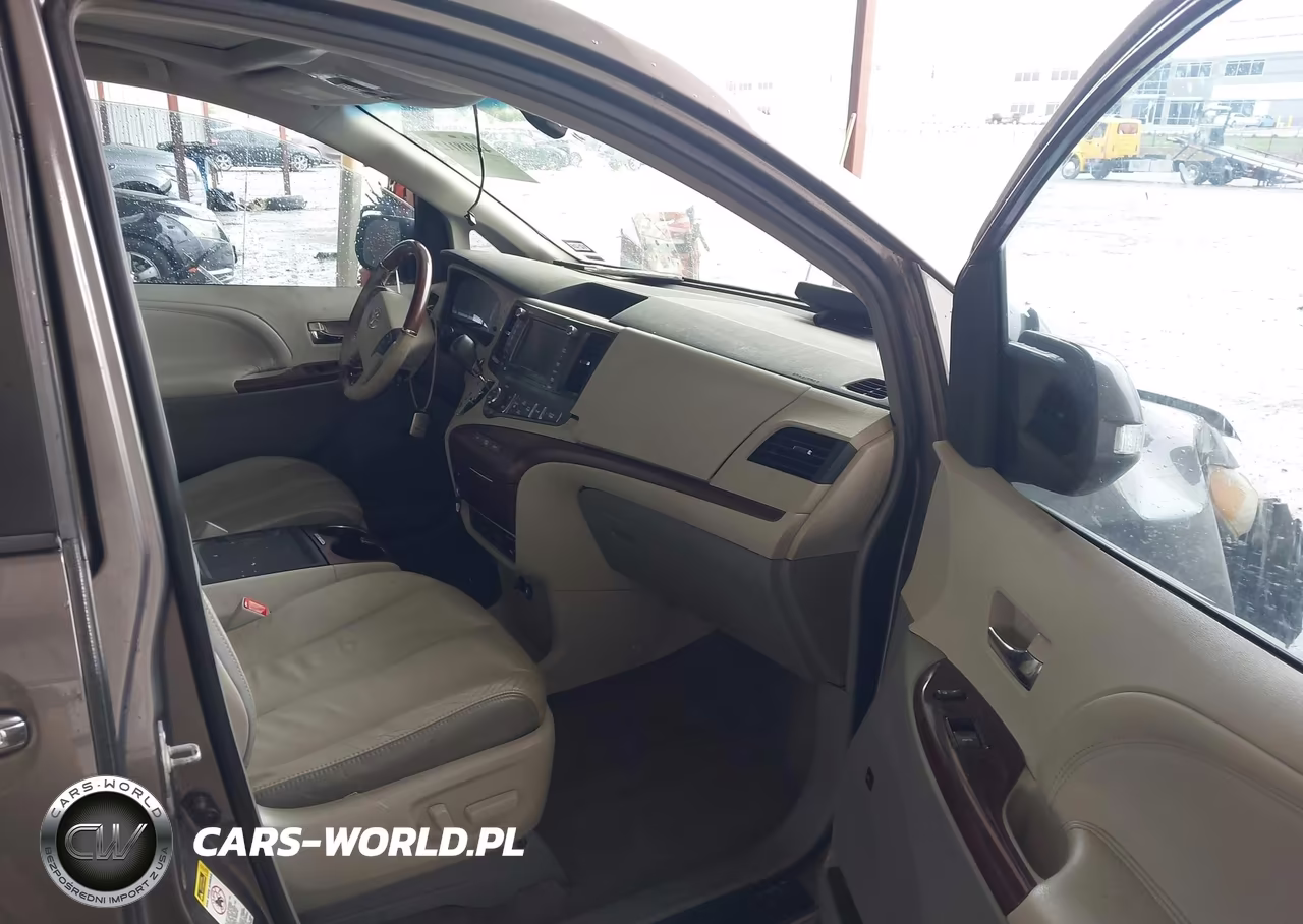 2014 Toyota Sienna Limited V6 7 Passenger VIN:5TDYK3DC5ES427102 - 5