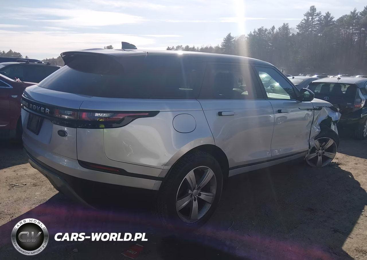 2019 Land Rover Range Rover Velar P250 S VIN:SALYB2EXXKA797104 - 4