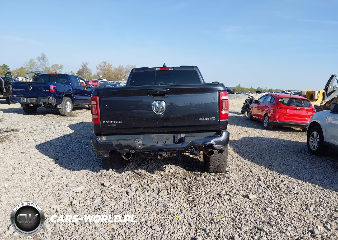 2020 Ram 1500 Laramie 4X4 6'4 Box VIN:1C6SRFDTXLN123714 - 16