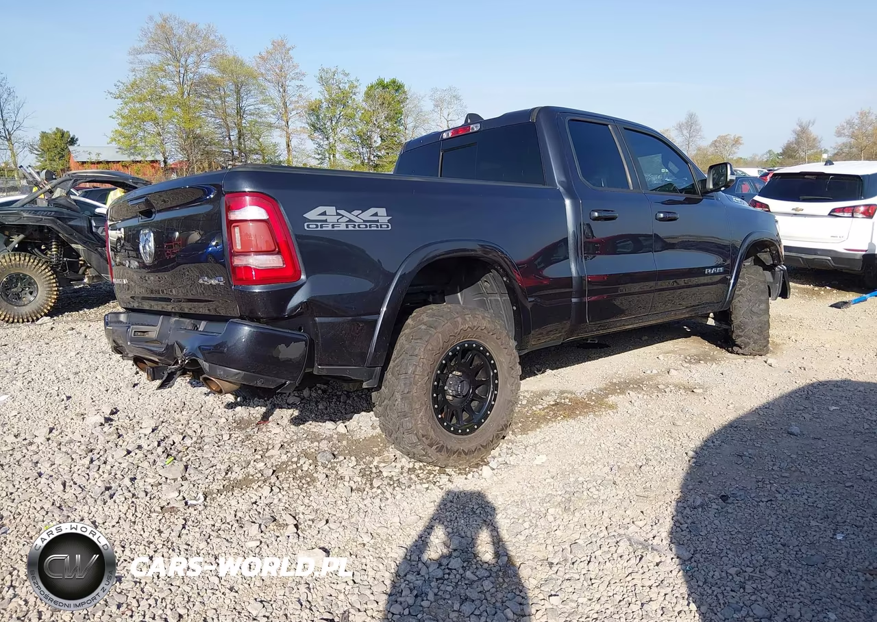 2020 Ram 1500 Laramie 4X4 6'4 Box VIN:1C6SRFDTXLN123714 - 4