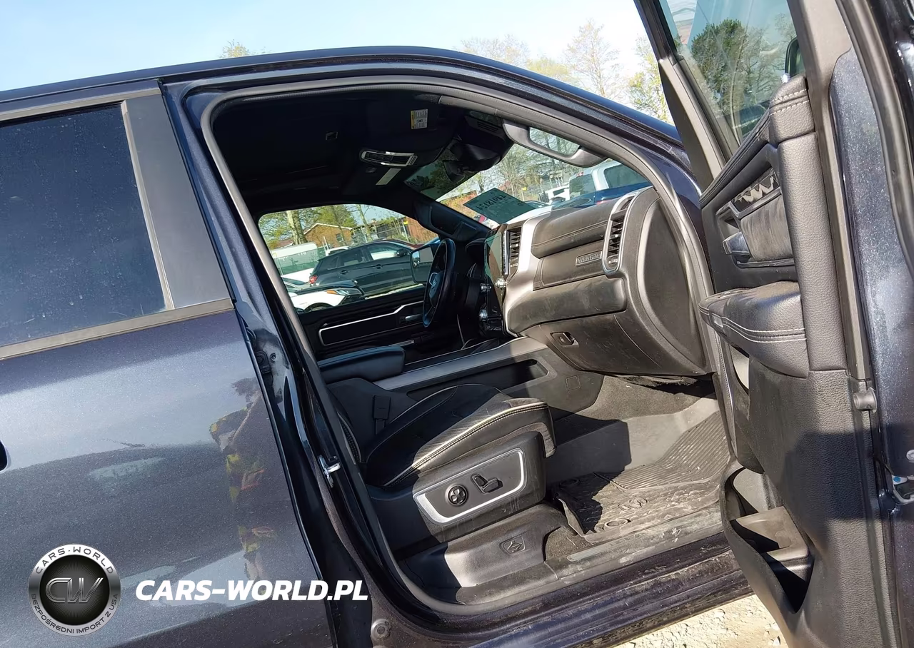 2020 Ram 1500 Laramie 4X4 6'4 Box VIN:1C6SRFDTXLN123714 - 5