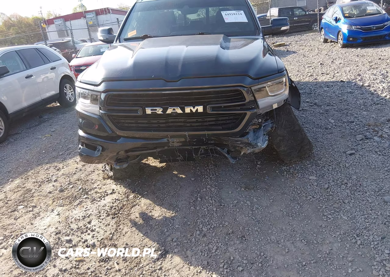 2020 Ram 1500 Laramie 4X4 6'4 Box VIN:1C6SRFDTXLN123714 - 6