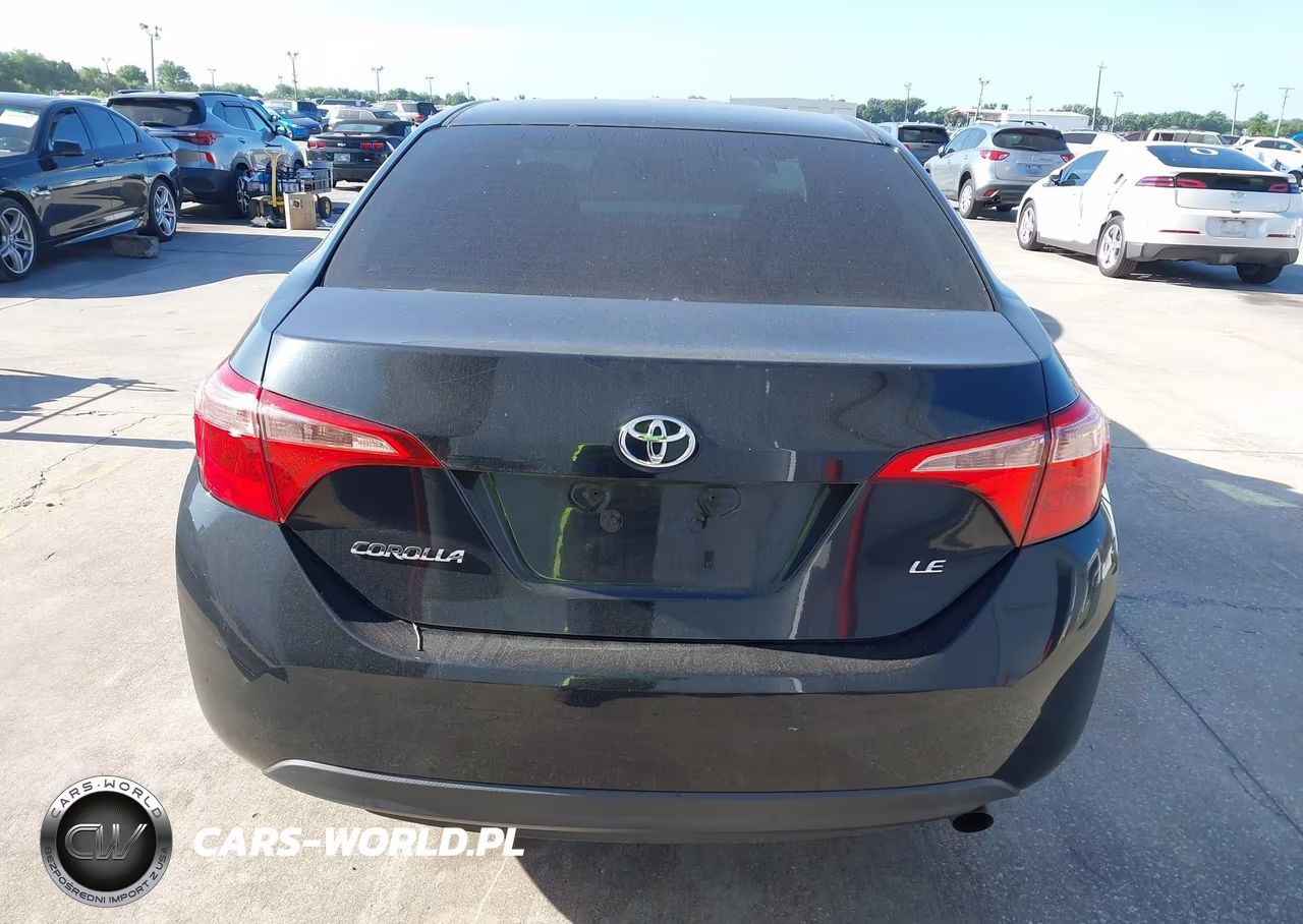 2019 Toyota Corolla Le VIN:2T1BURHE8KC234025 - 17