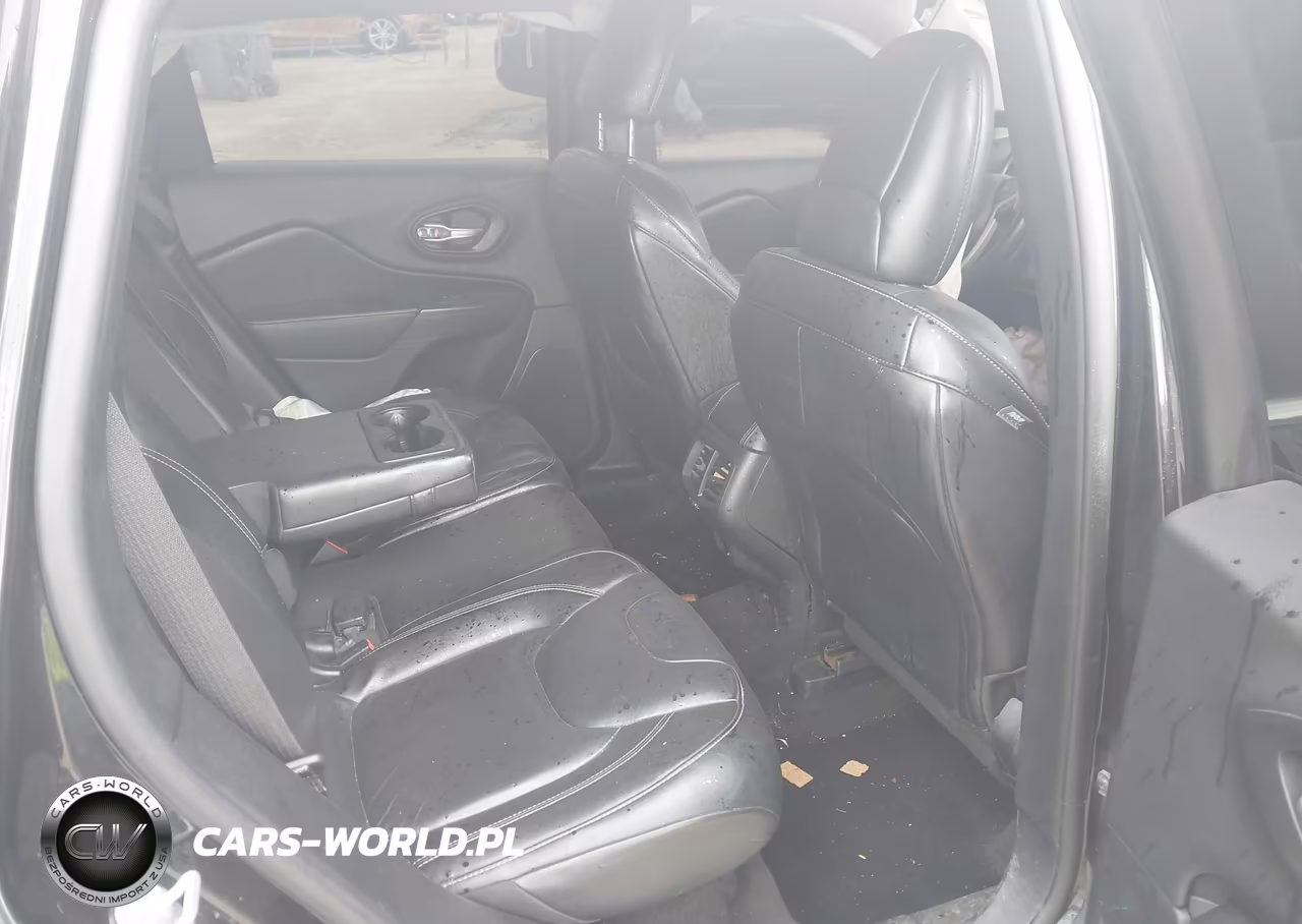 2015 Jeep Cherokee Limited VIN:1C4PJLDB7FW585657 - 8