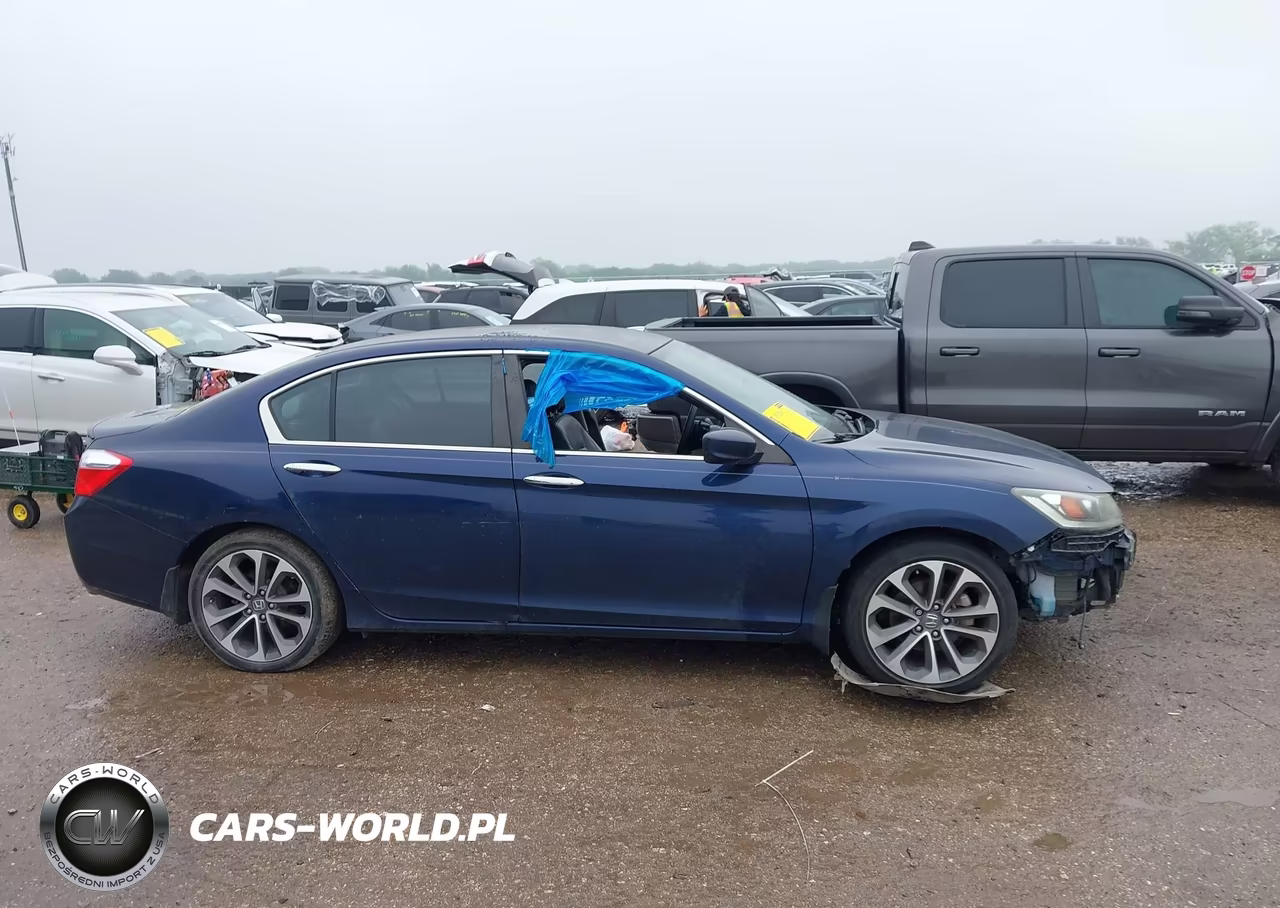 2015 Honda Accord Sport VIN:1HGCR2F50FA184314 - 14