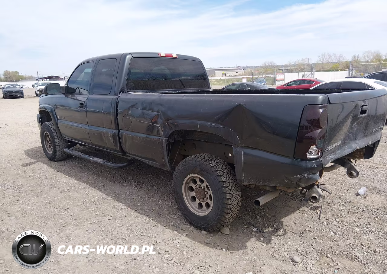 2003 Chevrolet Silverado 2500Hd Ls VIN:1GCHK29U63E112100 - 3