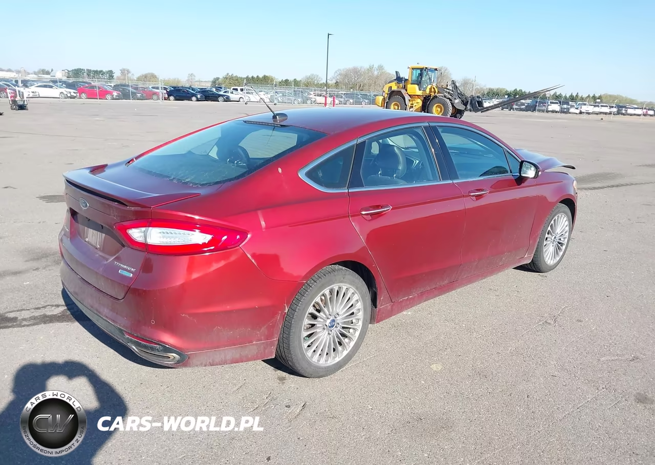2014 Ford Fusion Titanium VIN:3FA6P0K98ER333190 - 4