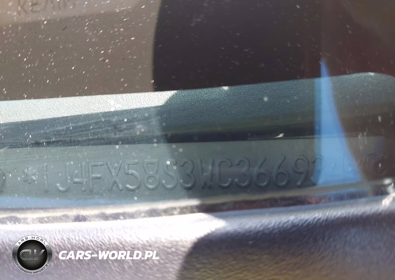 1998 Jeep Grand Cherokee Laredo VIN:1J4FX58S3WC366934 - 17