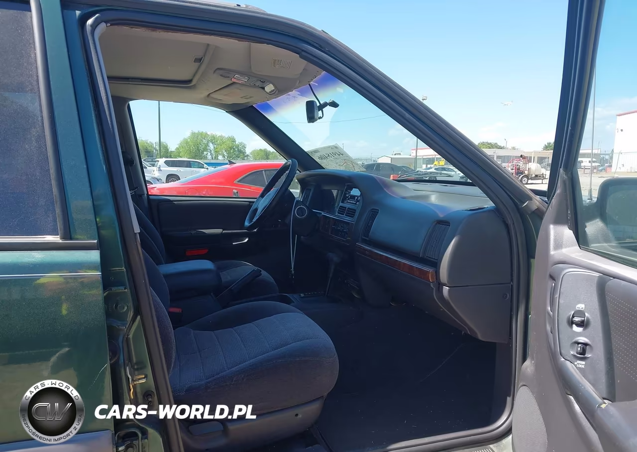 1998 Jeep Grand Cherokee Laredo VIN:1J4FX58S3WC366934 - 5
