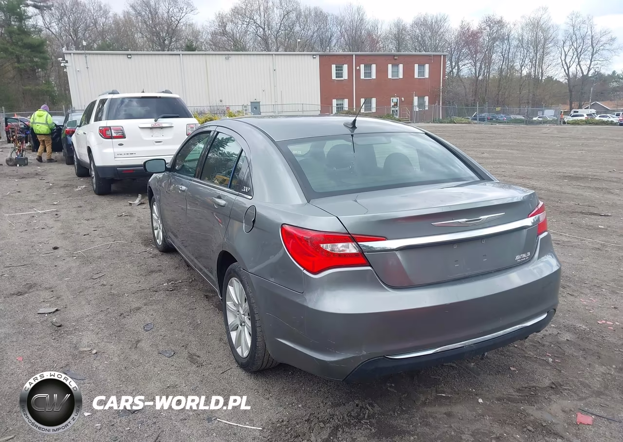 2012 Chrysler 200 Touring VIN:1C3CCBBB6CN127765 - 3