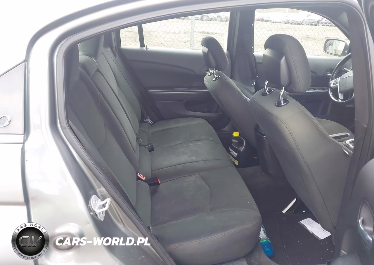 2012 Chrysler 200 Touring VIN:1C3CCBBB6CN127765 - 8