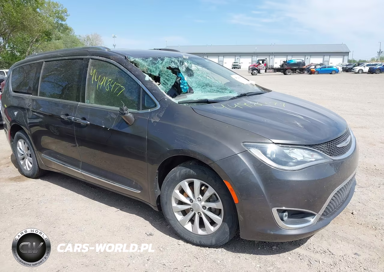 2018 Chrysler Pacifica Touring L – zdjęcie 1 z 16