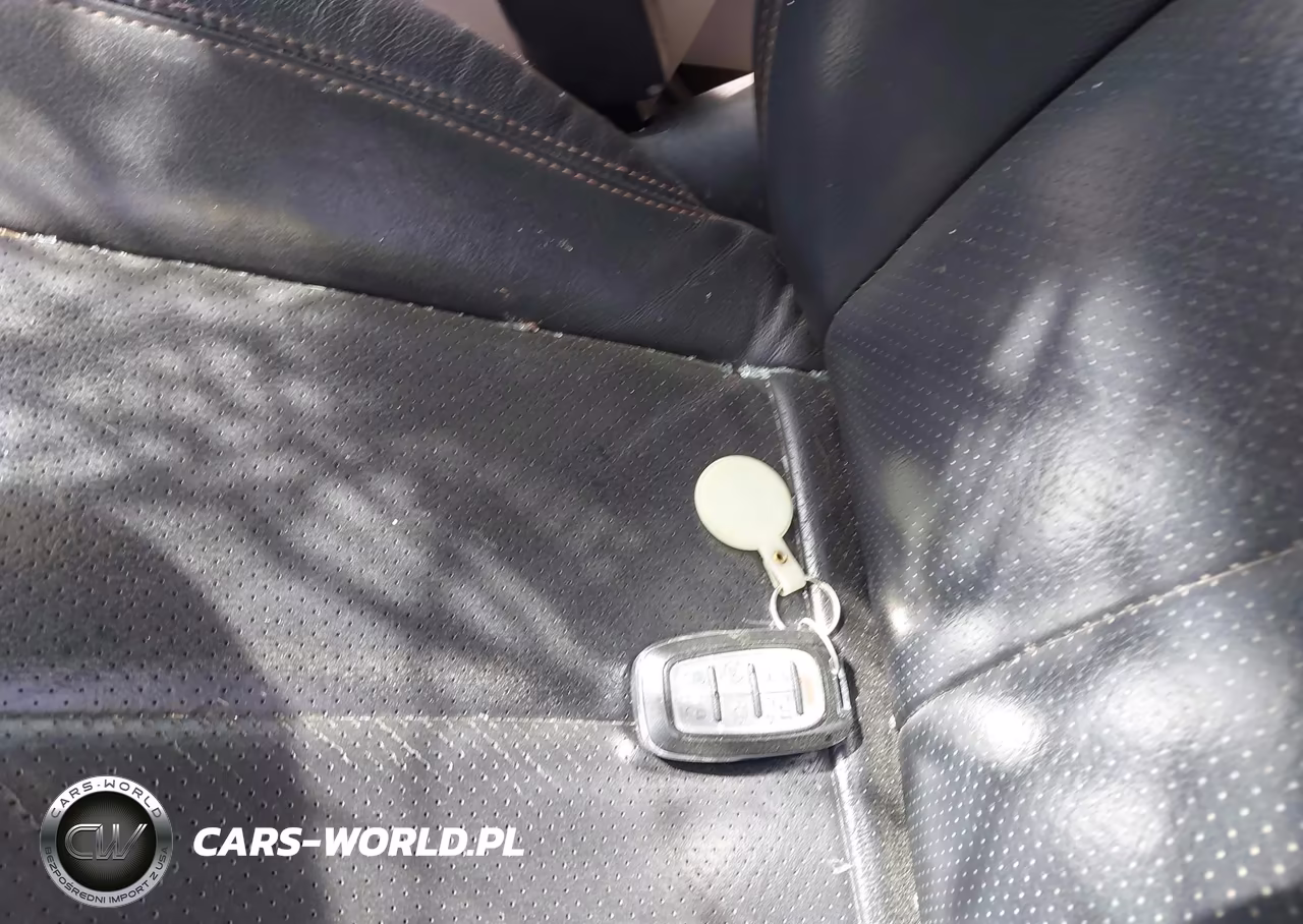 2018 Chrysler Pacifica Touring L VIN:2C4RC1BG7JR120061 - 11