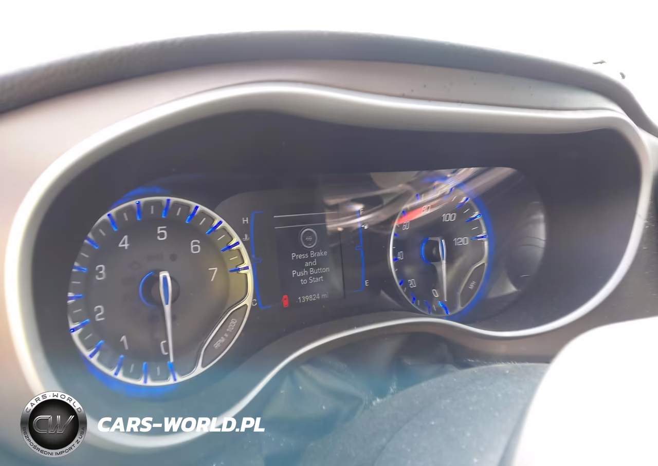 2018 Chrysler Pacifica Touring L VIN:2C4RC1BG7JR120061 - 7