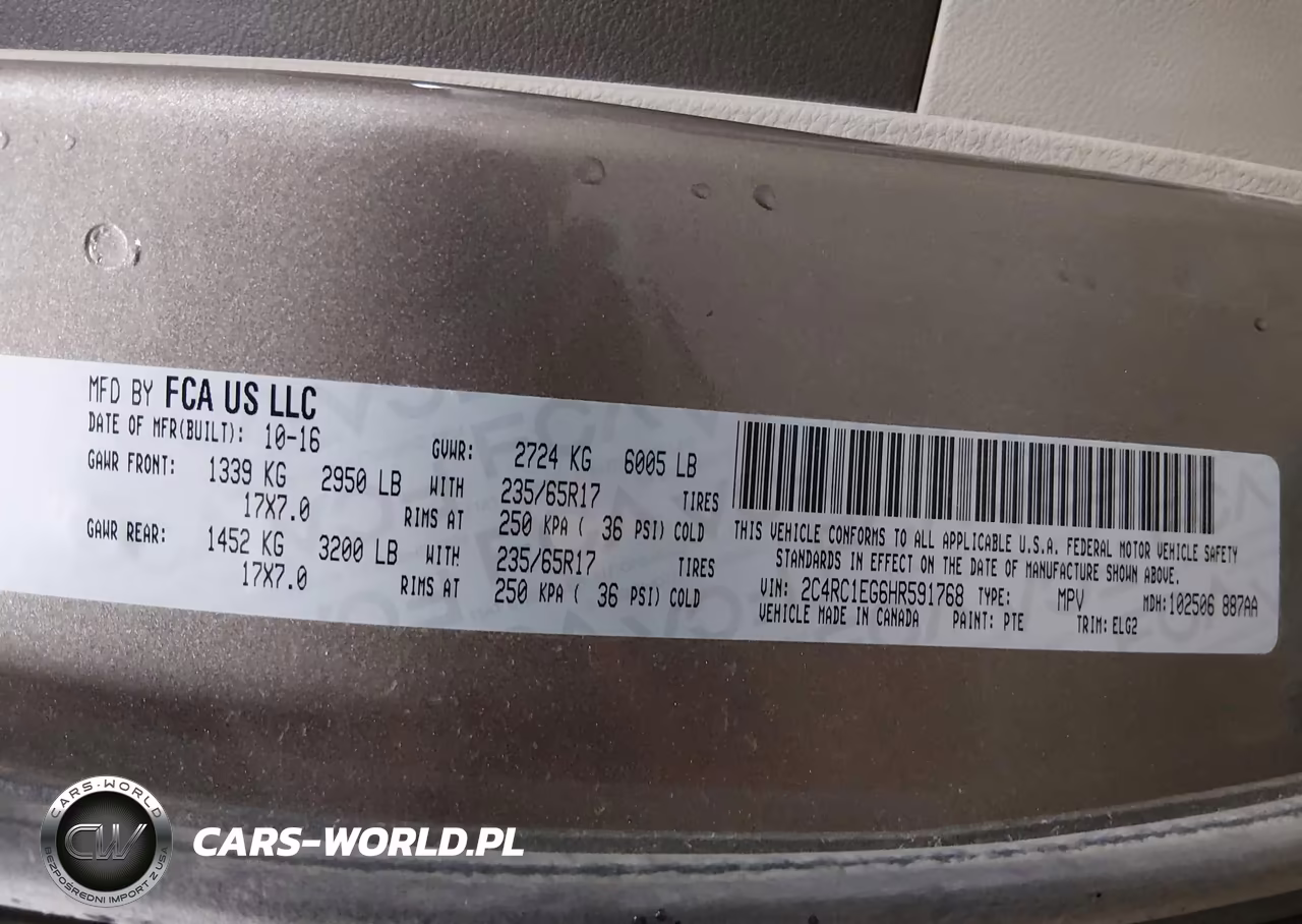 2017 Chrysler Pacifica Touring-L Plus VIN:2C4RC1EG6HR591768 - 9