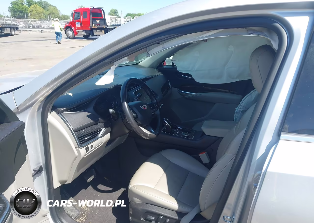 2021 Cadillac Xt4 Fwd Premium Luxury VIN:1GYFZCR44MF002435 - 5