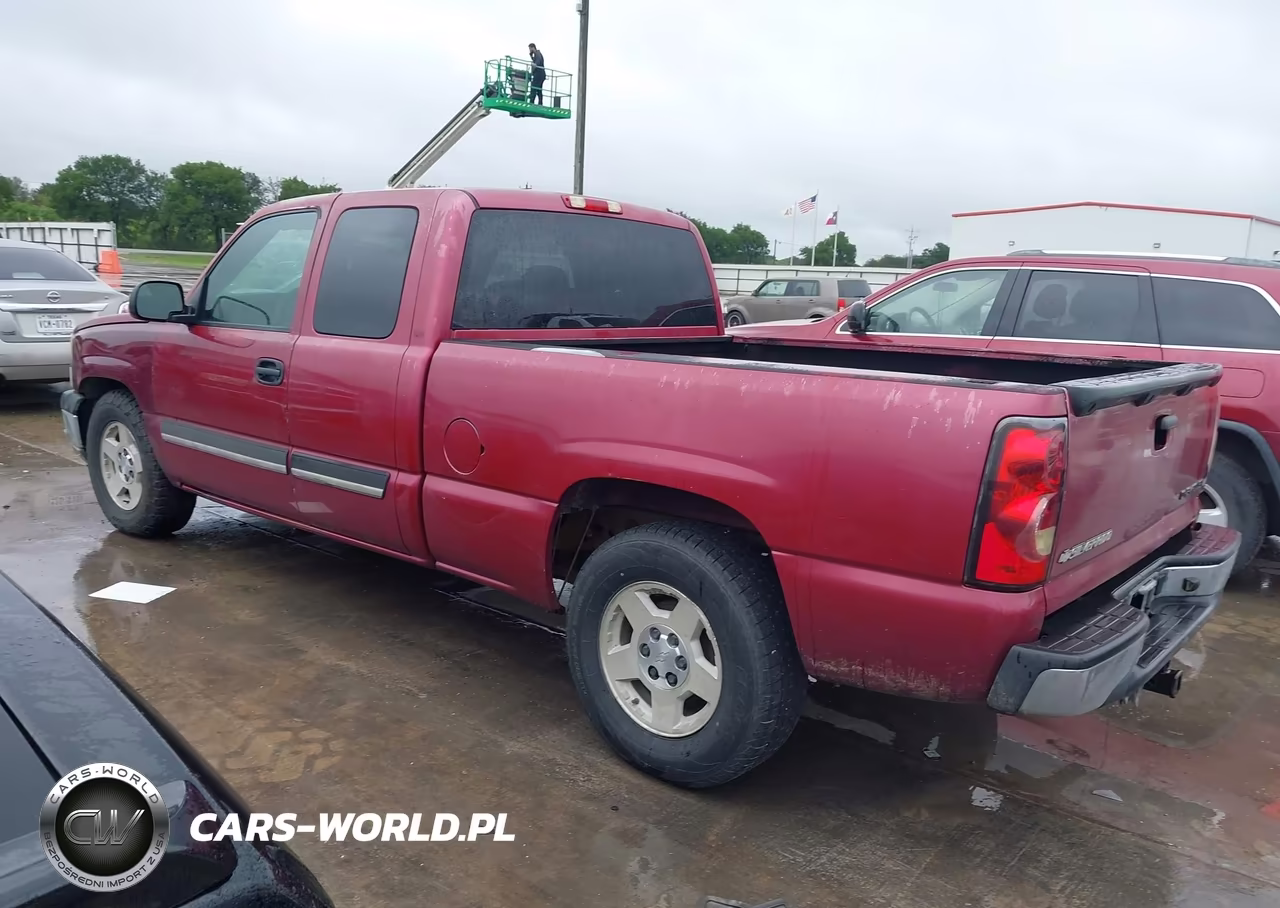 2005 Chevrolet Silverado 1500 Ls VIN:2GCEC19V151280928 - 3