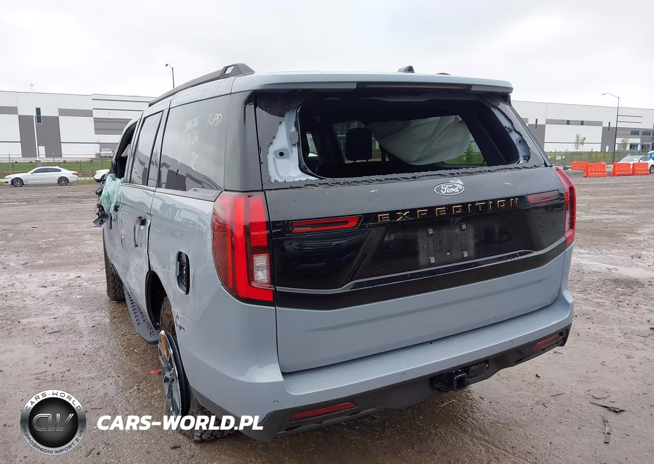 2026 Ford Expedition Tremor VIN:1FMJU1RG1TEA02938 - 3