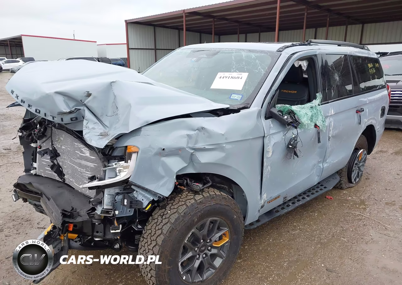 2026 Ford Expedition Tremor VIN:1FMJU1RG1TEA02938 - 6