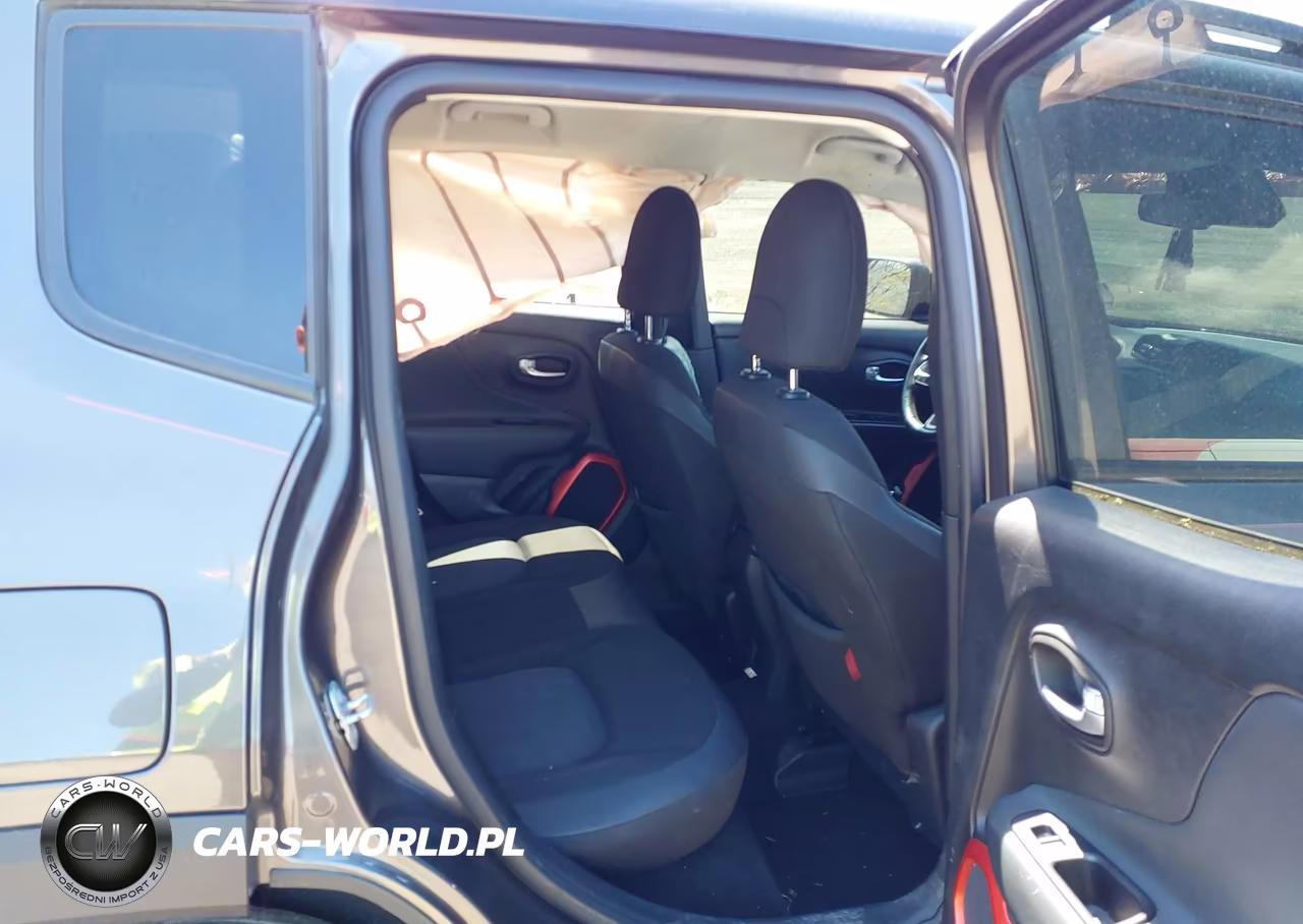 2017 Jeep Renegade Trailhawk 4X4 VIN:ZACCJBCB1HPG62937 - 8