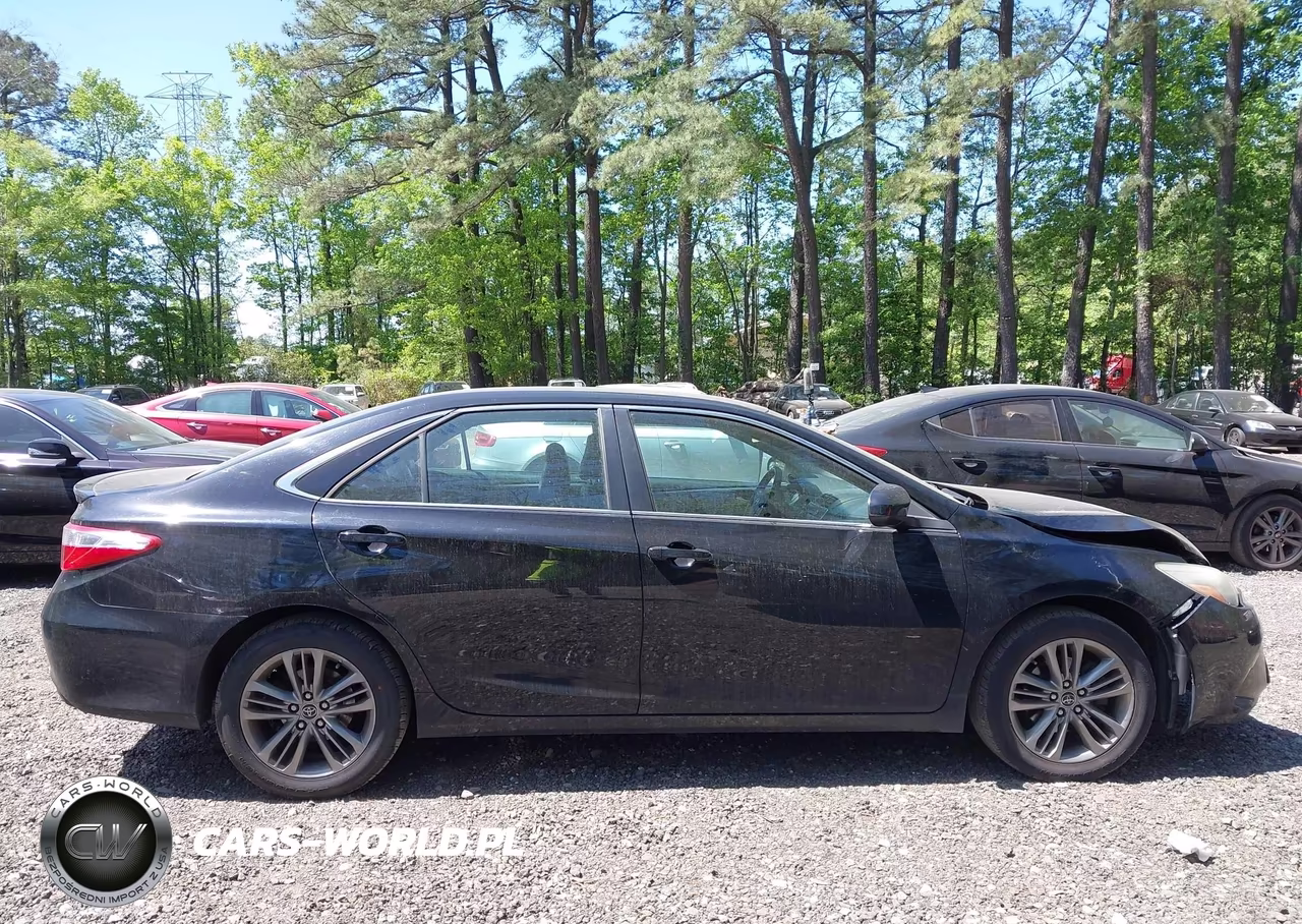 2016 Toyota Camry Se VIN:4T1BF1FK2GU541832 - 13