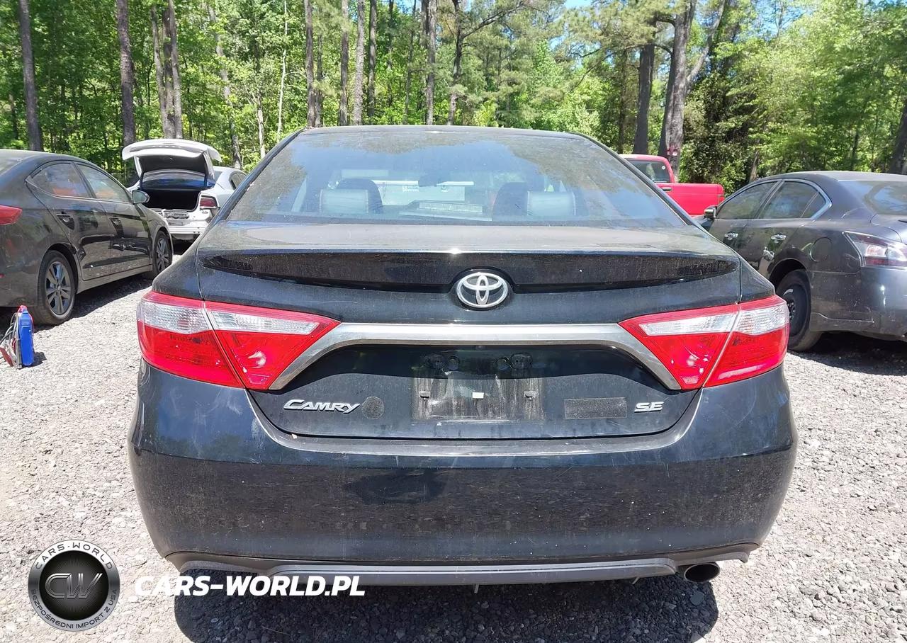 2016 Toyota Camry Se VIN:4T1BF1FK2GU541832 - 16