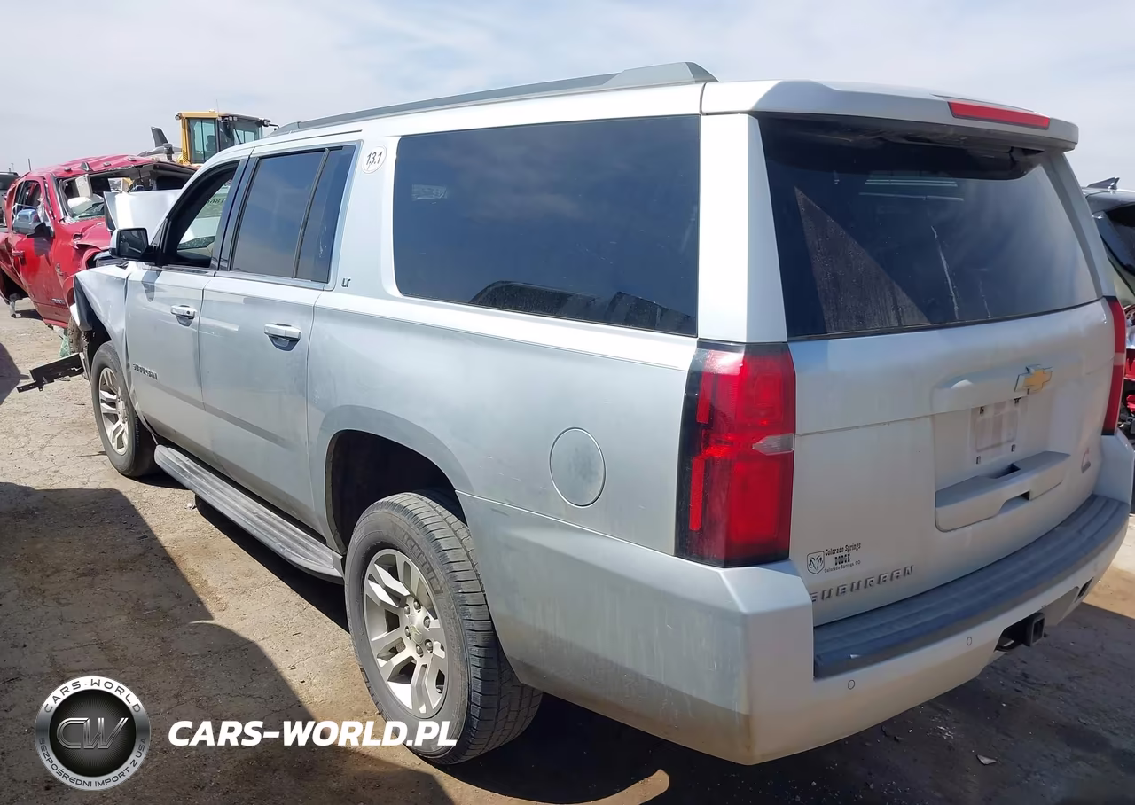2017 Chevrolet Suburban Lt VIN:1GNSKHKC4HR224945 - 3